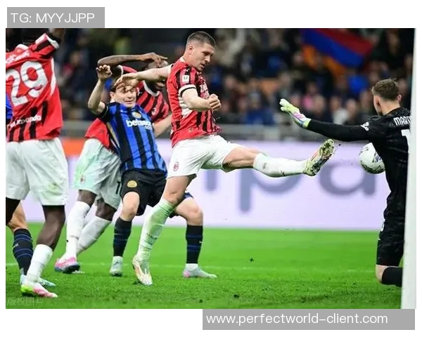 国王杯激战AC米兰4-0战胜巴萨补时进球引发争议与全场狂欢