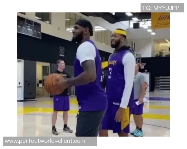 姚明在中山公园的篮球之旅与城市文化的深度融合探索