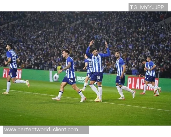 德甲激战本菲卡6-2波尔图绝杀瞬间点燃全场热情与转会传闻交织