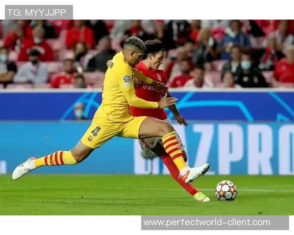 巴萨友谊赛大胜本菲卡6-2神扑瞬间成比赛转折点分析