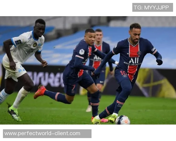 欧联杯惊天冷门AC米兰大胜热刺乌龙球引发全场狂欢