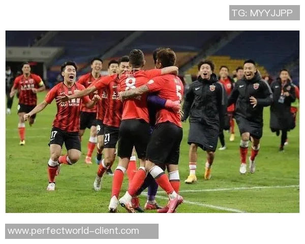 中超赛场尤文图斯与里昂握手言和转会传闻引发热议