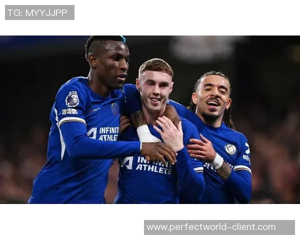 国王杯精彩对决那不勒斯大胜切尔西红牌事件引发全场热议