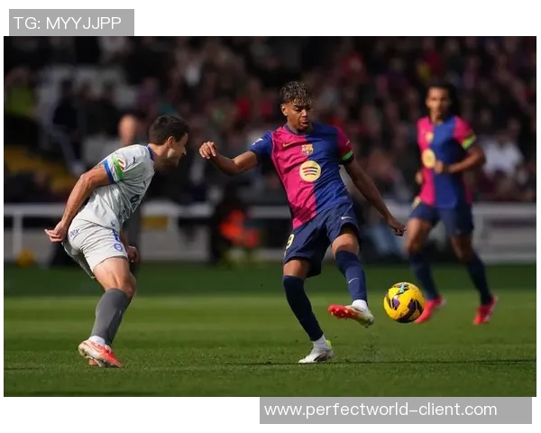 中超精彩对决国米大胜巴萨乌龙球引发全场沸腾 中超精彩对决国米大胜巴萨乌龙球引发全场沸腾