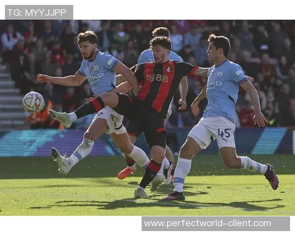 欧联杯经典对决那不勒斯逆转曼城神扑成关键瞬间分析