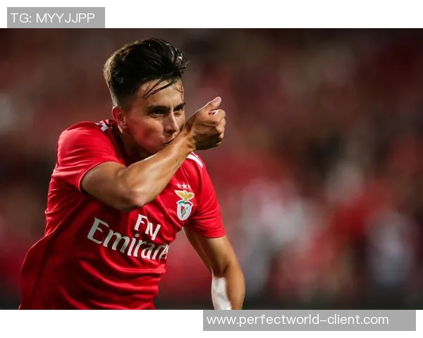 本菲卡狂胜里昂五球大捷足总杯赛场引爆激情瞬间分析