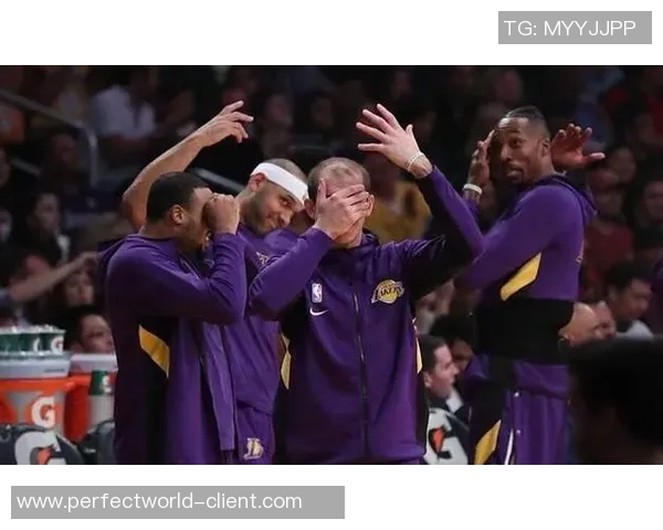 英超激战：莱比锡与波尔图战成平局争议判罚引发全场热议